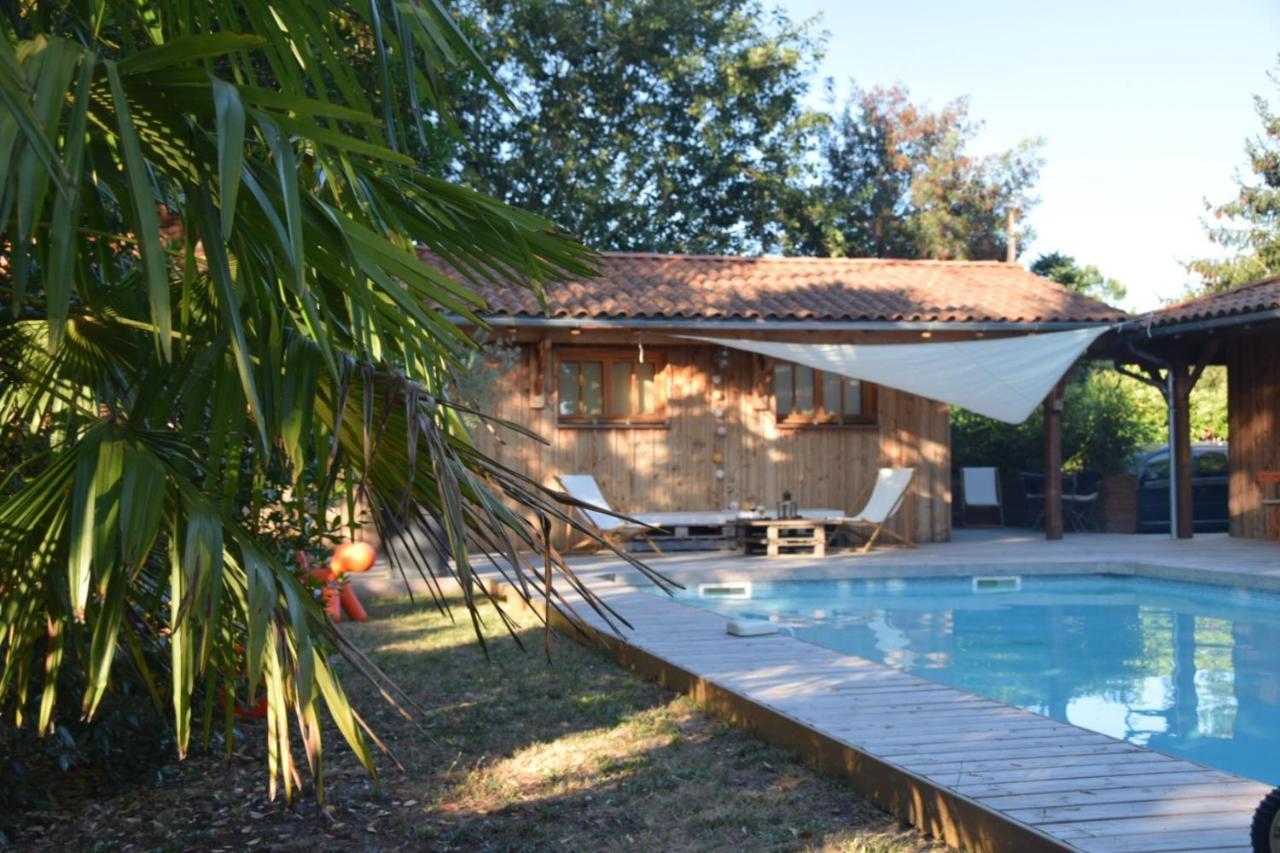 La Maison Du Las Bed & Breakfast Saint-Jean-d'Illac Luaran gambar