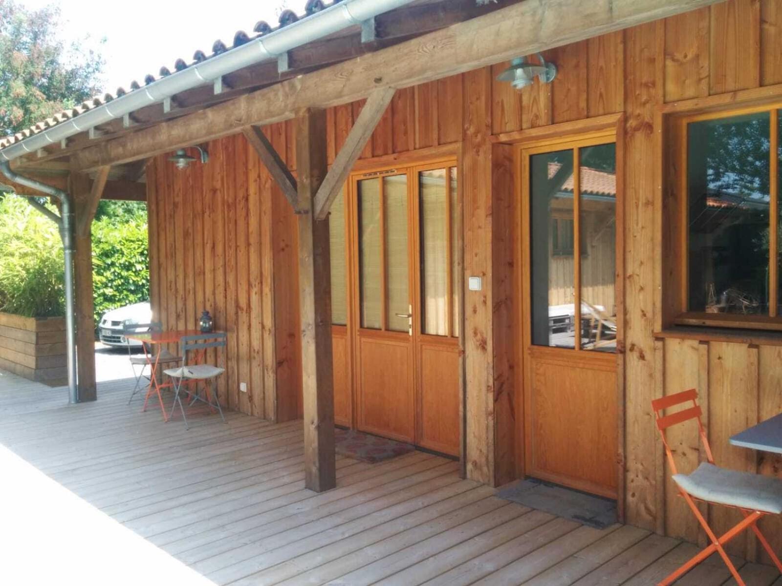 La Maison Du Las Saint-Jean-d'Illac Luaran gambar